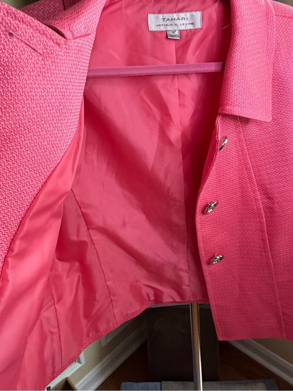 Tahari Arthur S. Levine Women’s Pink Textured Button-Front Jacket Size 12 - Picture 10 of 10